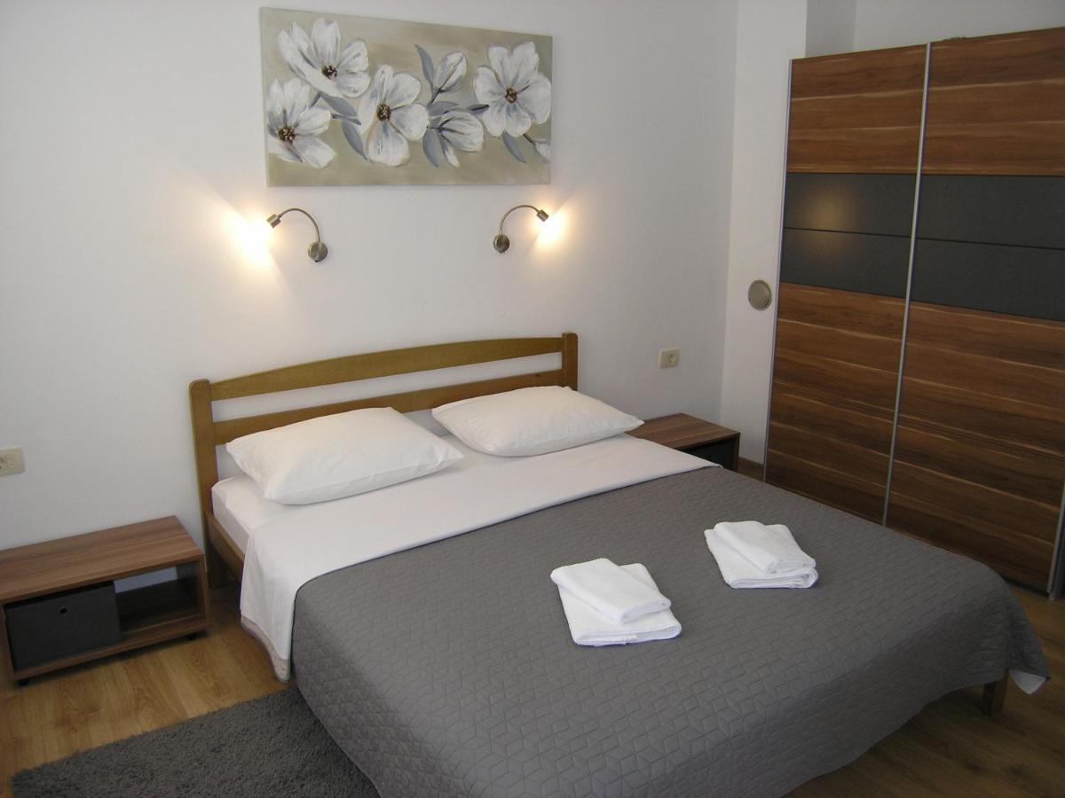 Apartments Mari With Terrace Baska  Luaran gambar